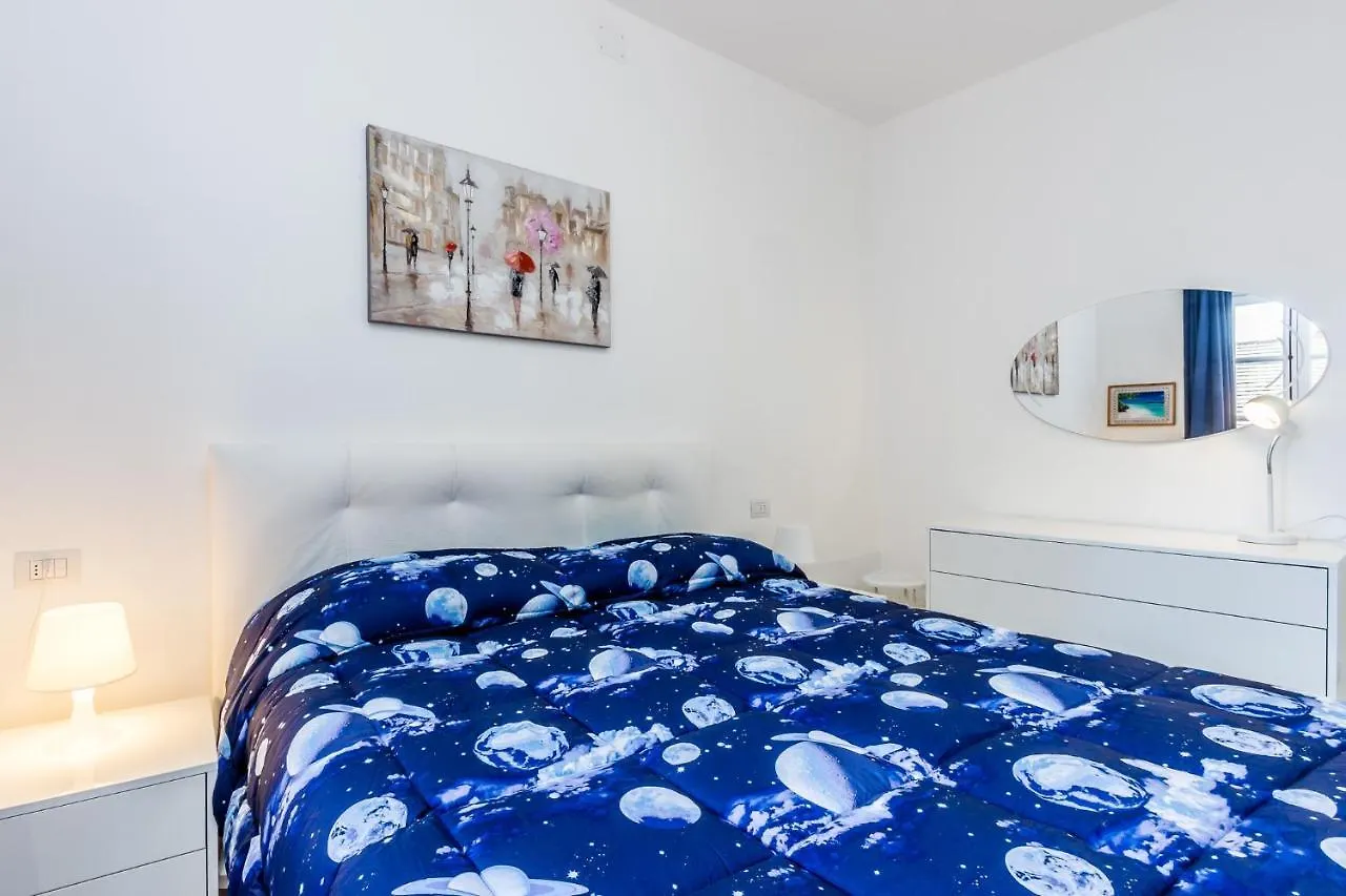 Apartmán Elegant House Via Pia Savona Itálie